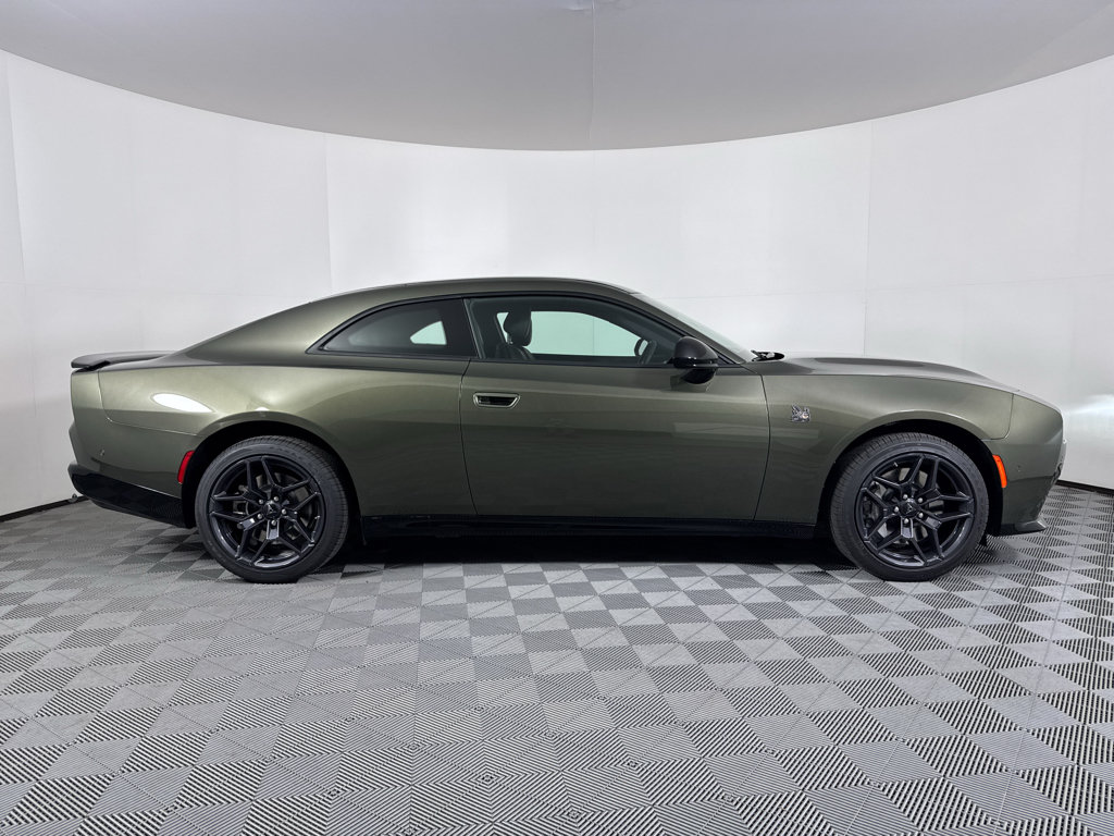 New 2026 Dodge Charger Scat Pack w/ Blacktop Package AWD/4WD image 17