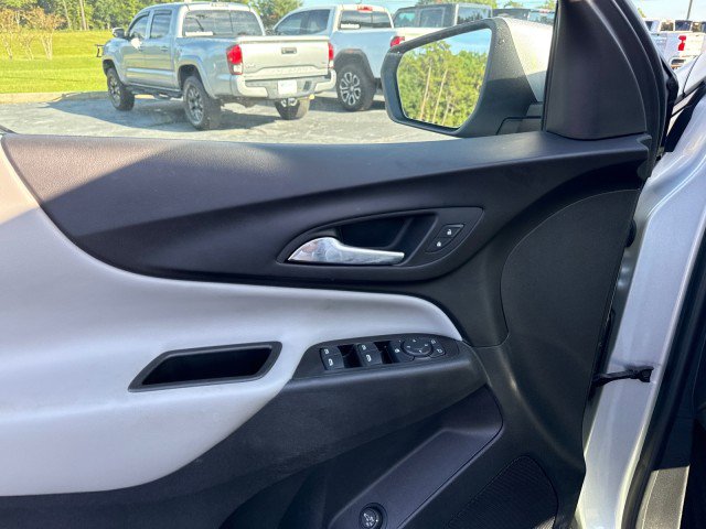 Used 2022 Chevrolet Equinox LT image 23