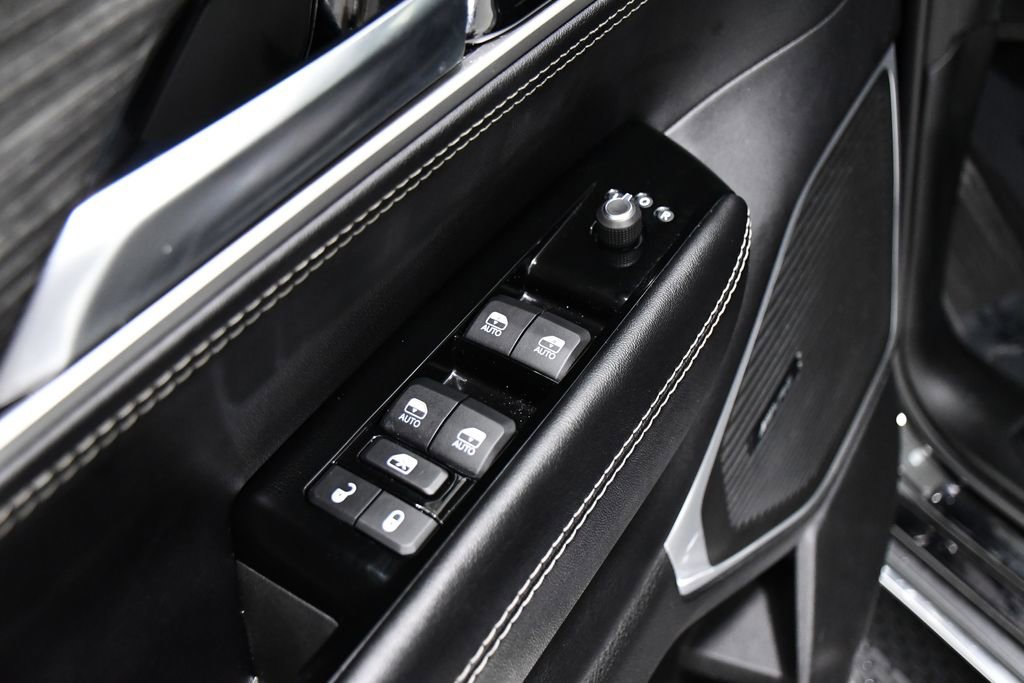 Used 2022 Jeep Wagoneer Series II w/ Flexible Seating Group image 18