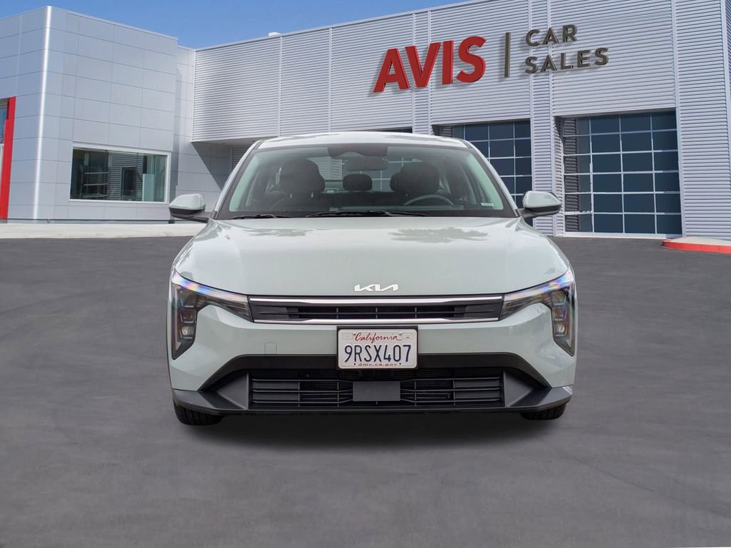 Used 2025 Kia K4 LXS image 2