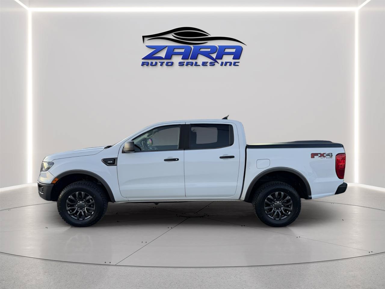 Used 2020 Ford Ranger XLT w/ Equipment Group 302A Luxury AWD/4WD image 3