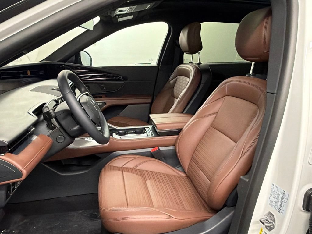Used 2026 Lincoln Nautilus Reserve AWD/4WD image 25
