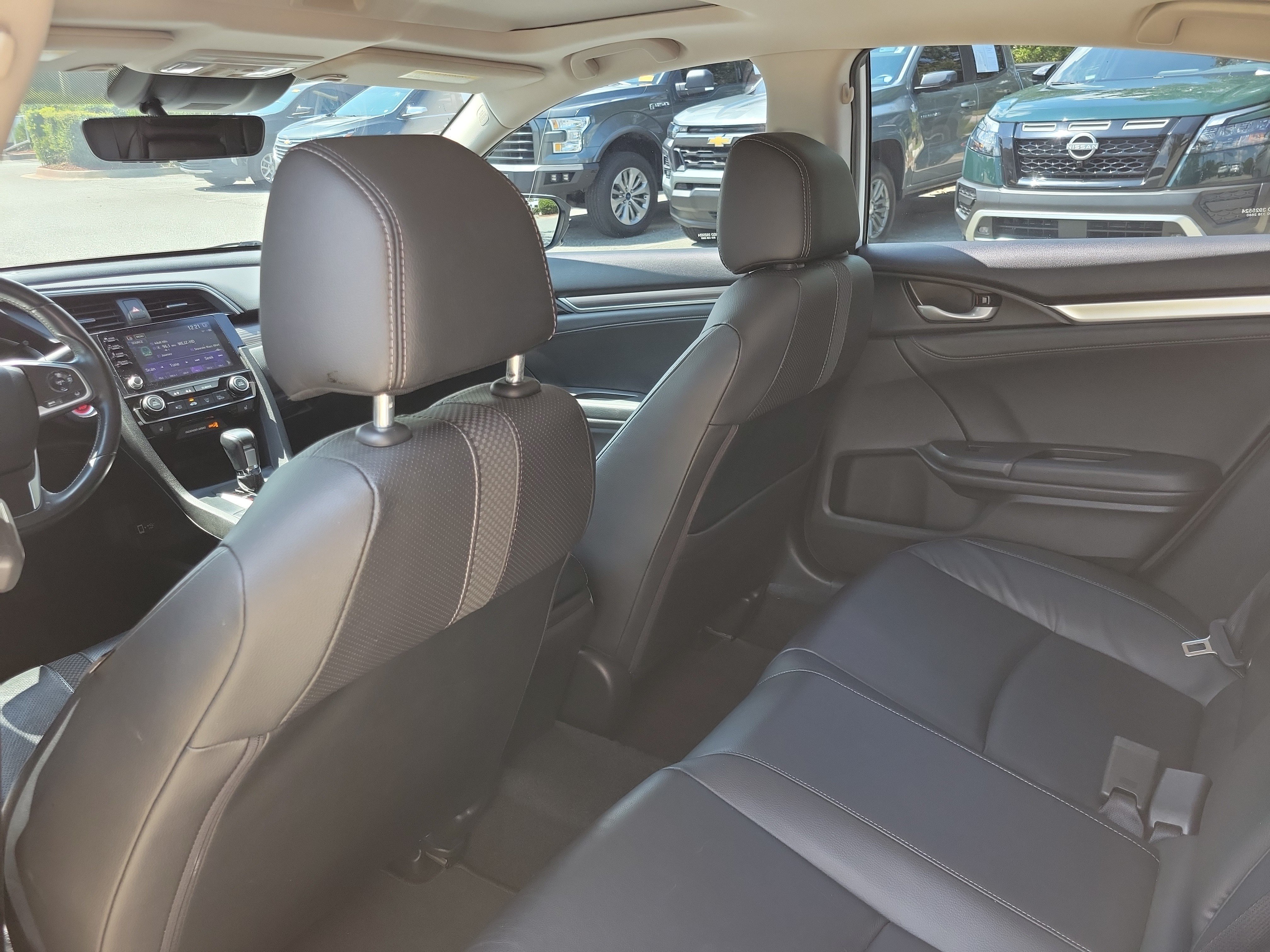 Used 2019 Honda Civic EX-L image 11