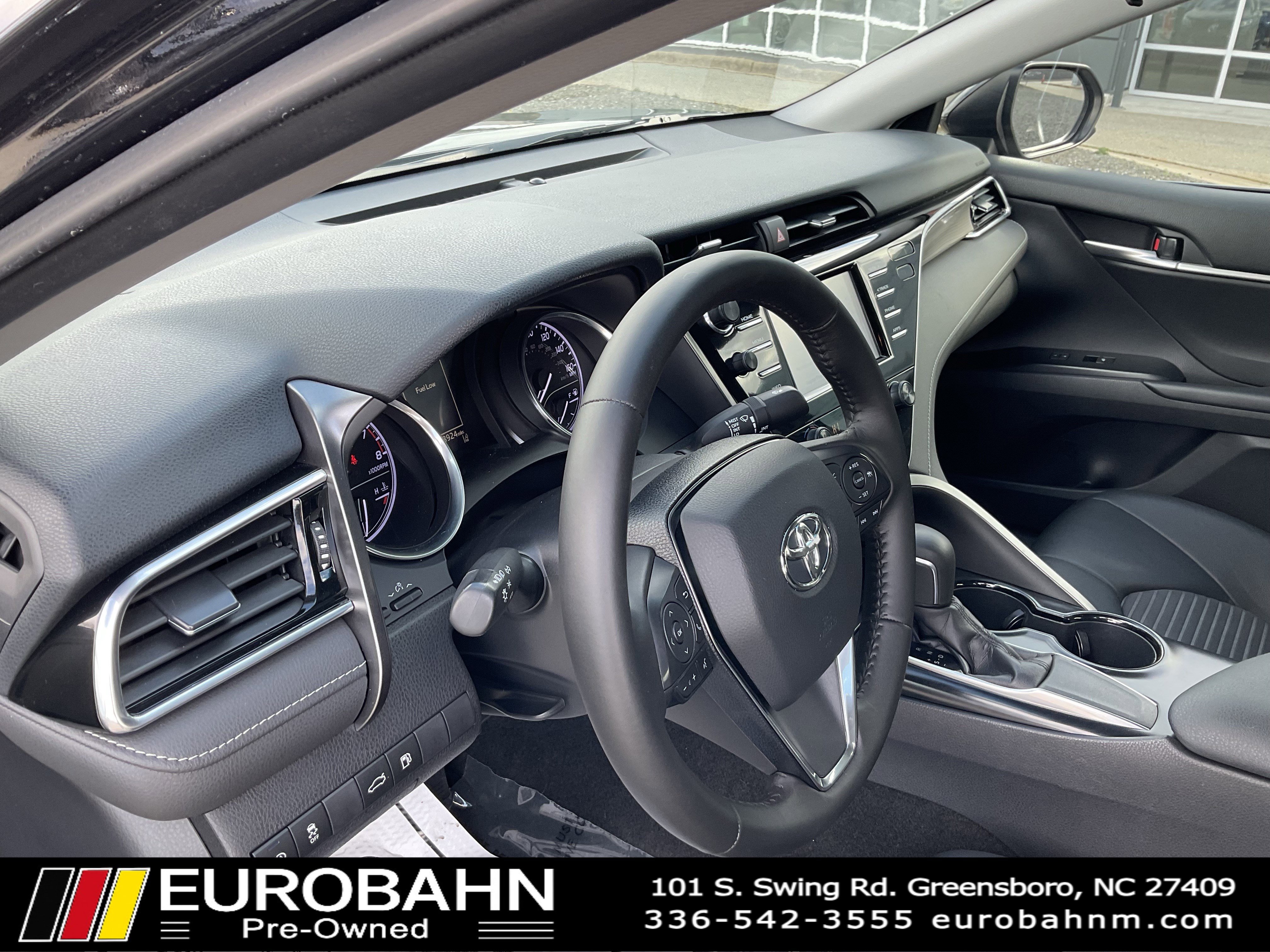 Used 2018 Toyota Camry L image 7