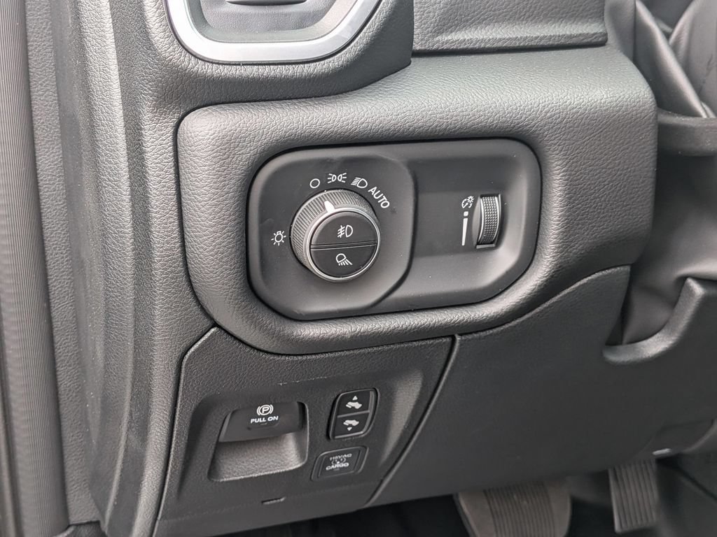 New 2026 RAM 1500 Big Horn AWD/4WD image 14