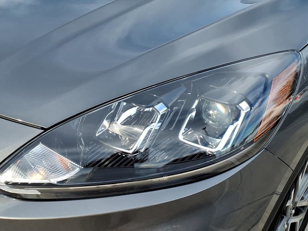 Used 2022 Ford Escape SEL image 11