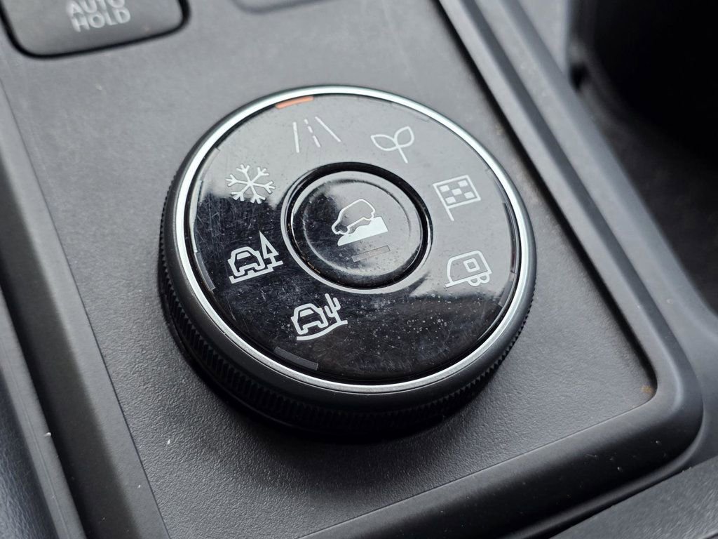 Used 2023 Nissan Pathfinder S w/ Cargo Package image 23