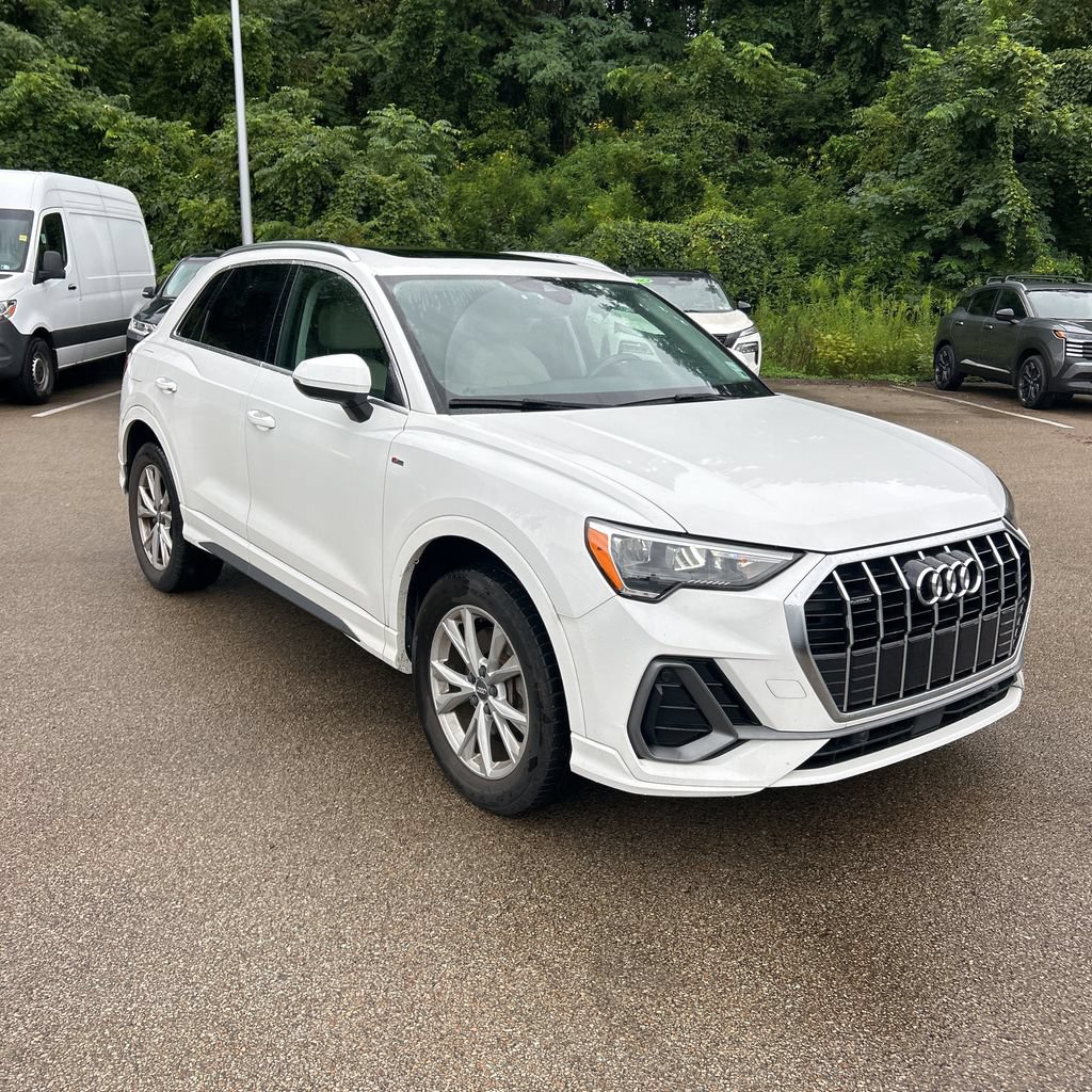 Used 2021 Audi Q3 2.0T Premium w/ Convenience Package AWD/4WD image 7