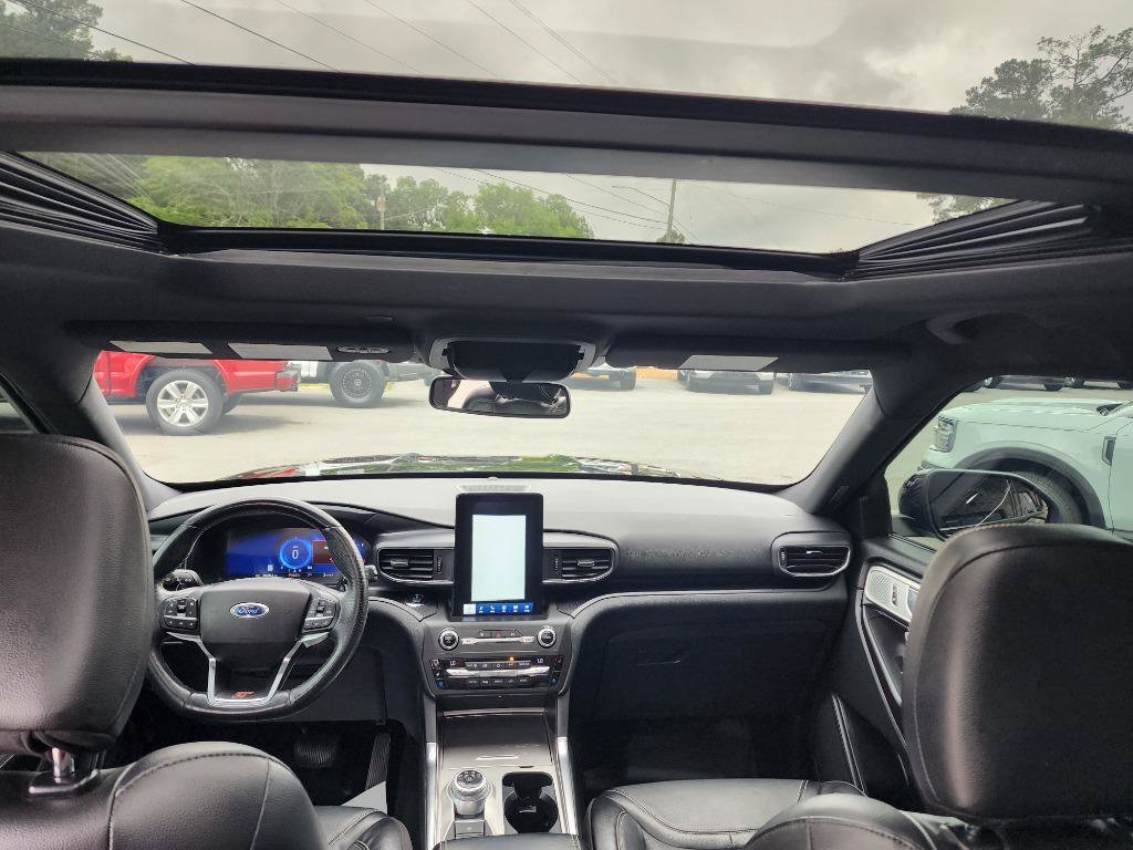 Used 2020 Ford Explorer ST w/ Premium Technology Package AWD/4WD image 15