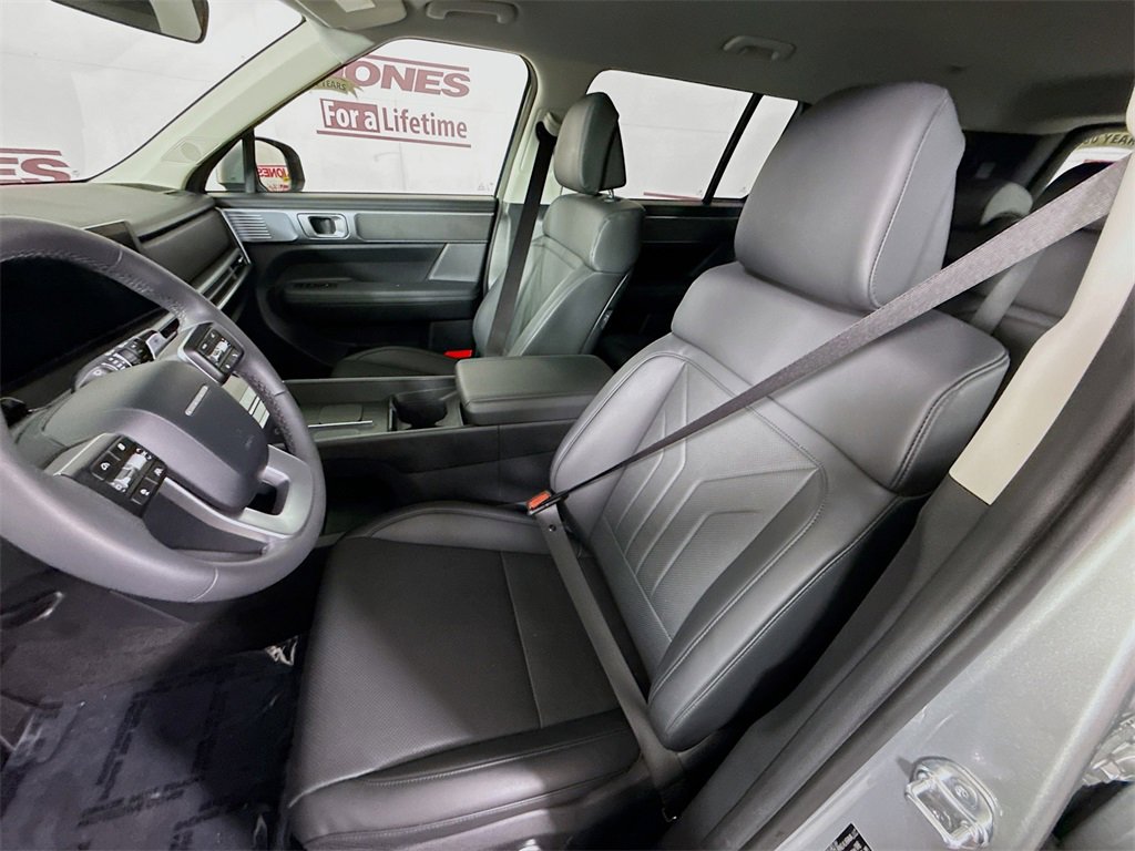 Certified 2025 Hyundai Santa Fe SEL image 26