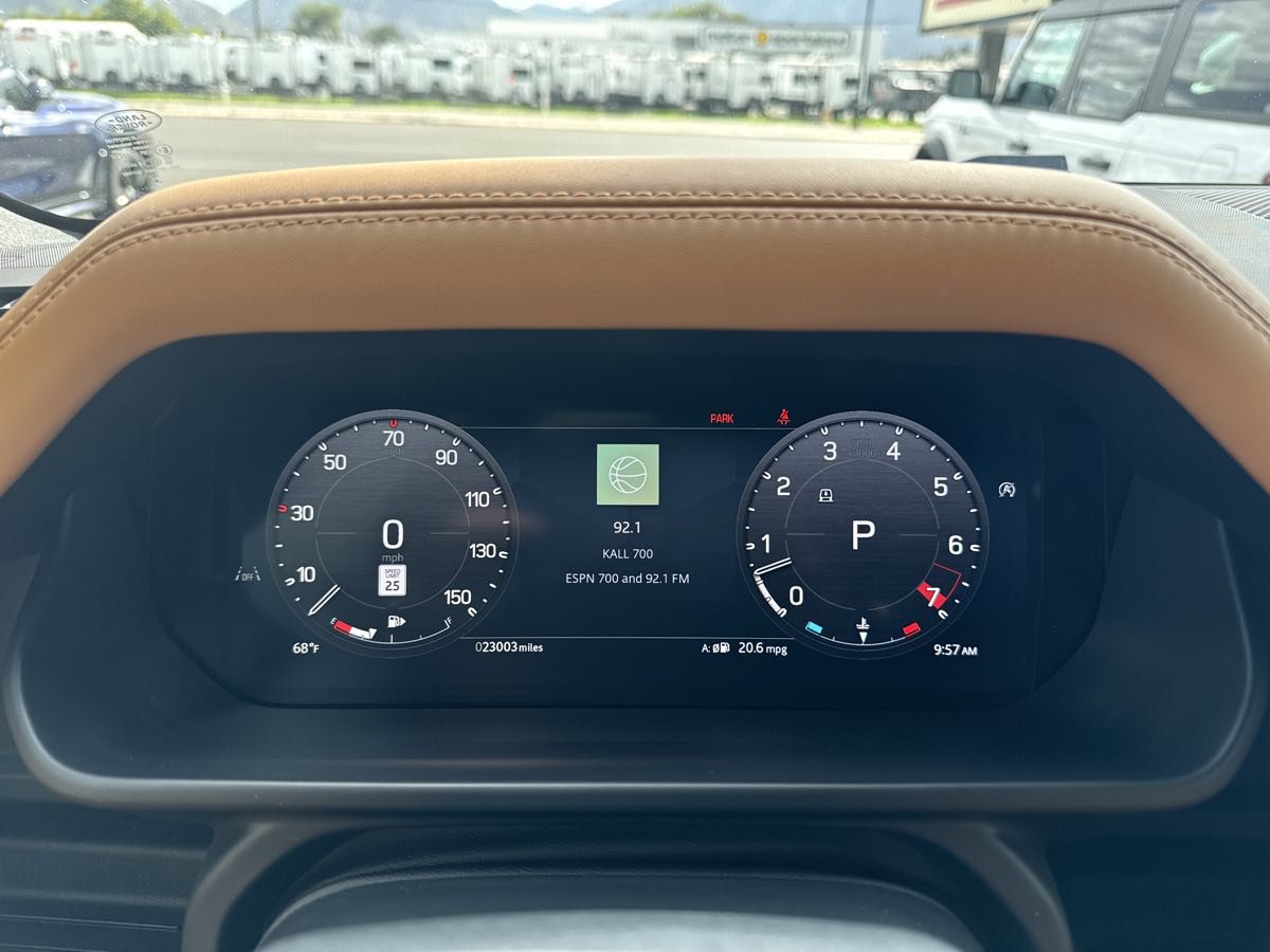 Used 2024 Land Rover Defender 110 X AWD/4WD image 30