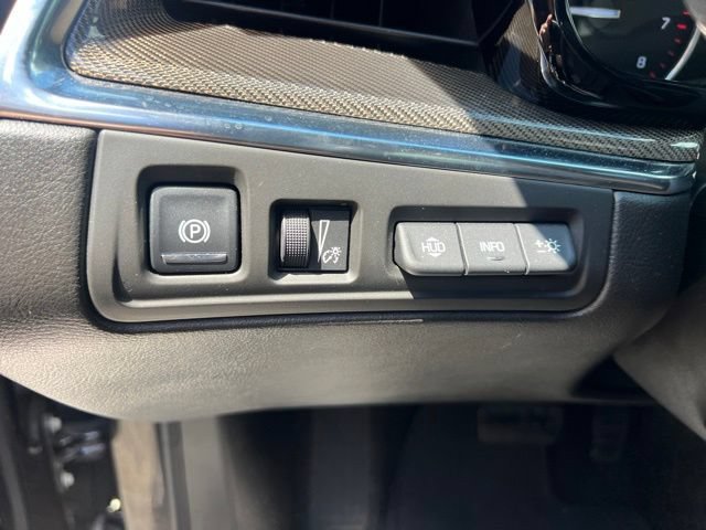 Used 2018 Cadillac XT5 Platinum w/ Driver Assist Package AWD/4WD image 23
