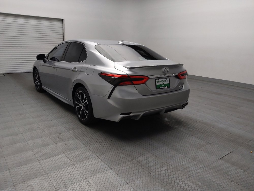 Used 2019 Toyota Camry SE image 5