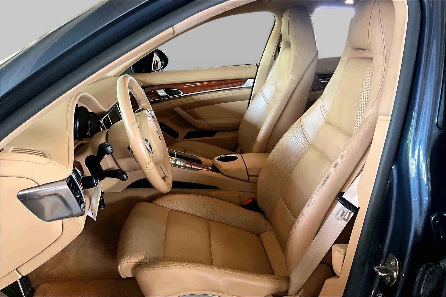 Used 2014 Porsche Panamera RWD image 7