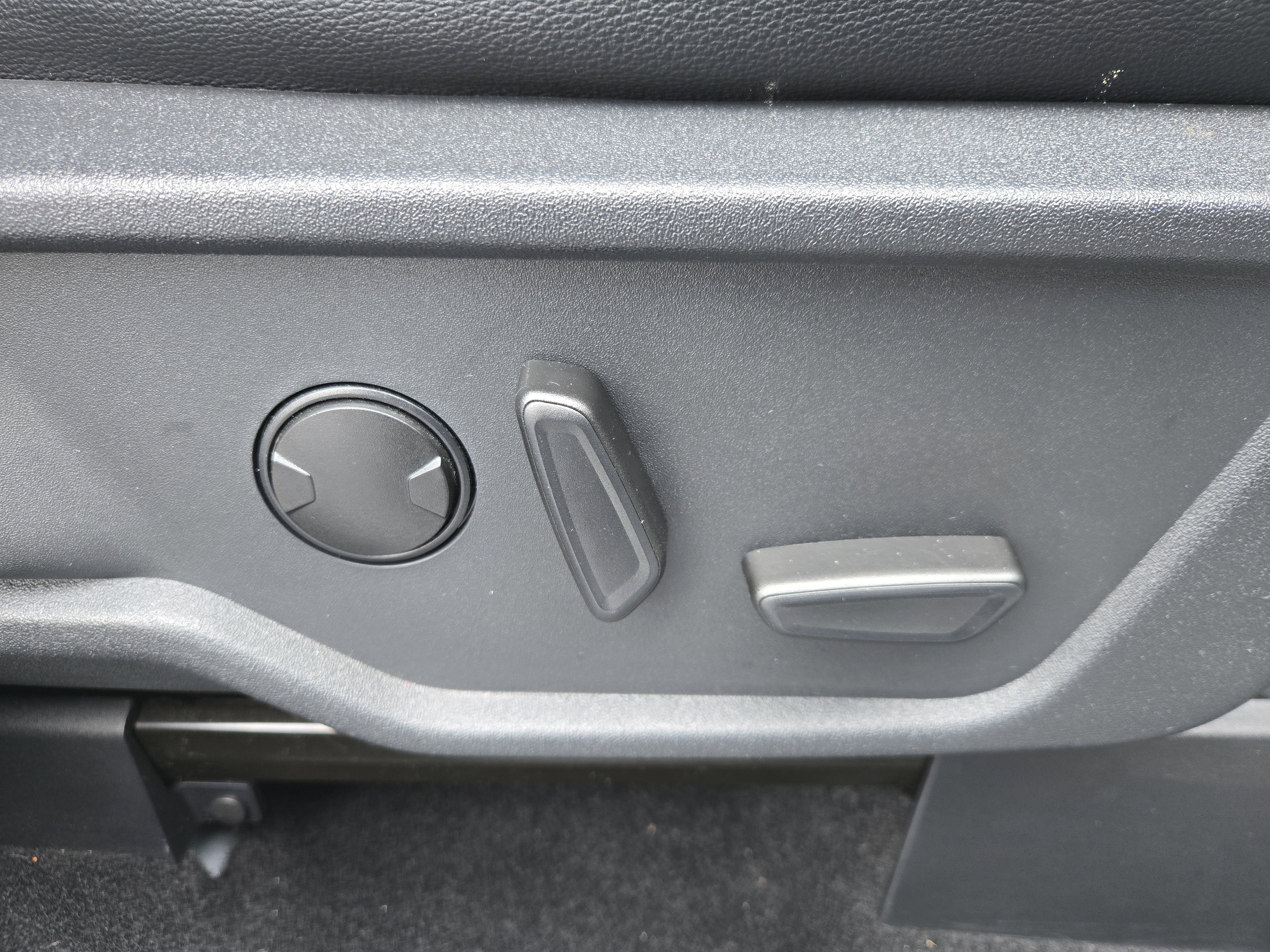 Used 2023 Ford Bronco Wildtrak image 25