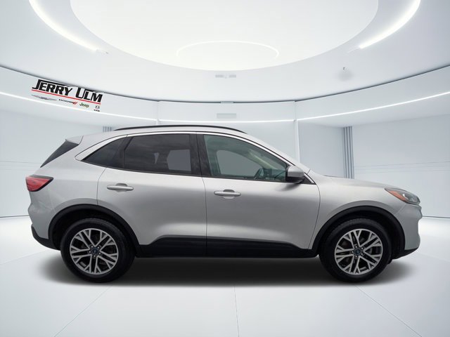 Used 2020 Ford Escape SEL image 2