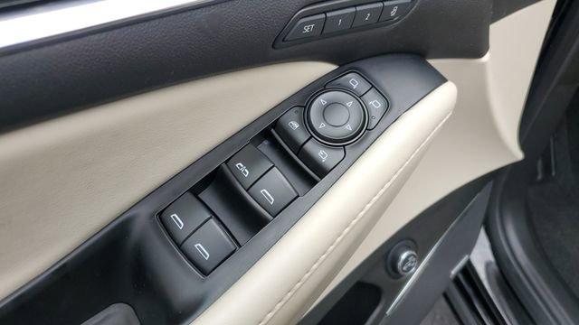 Used 2024 Buick Enclave Avenir w/ Trailering Package, 5000 lbs. AWD/4WD image 10