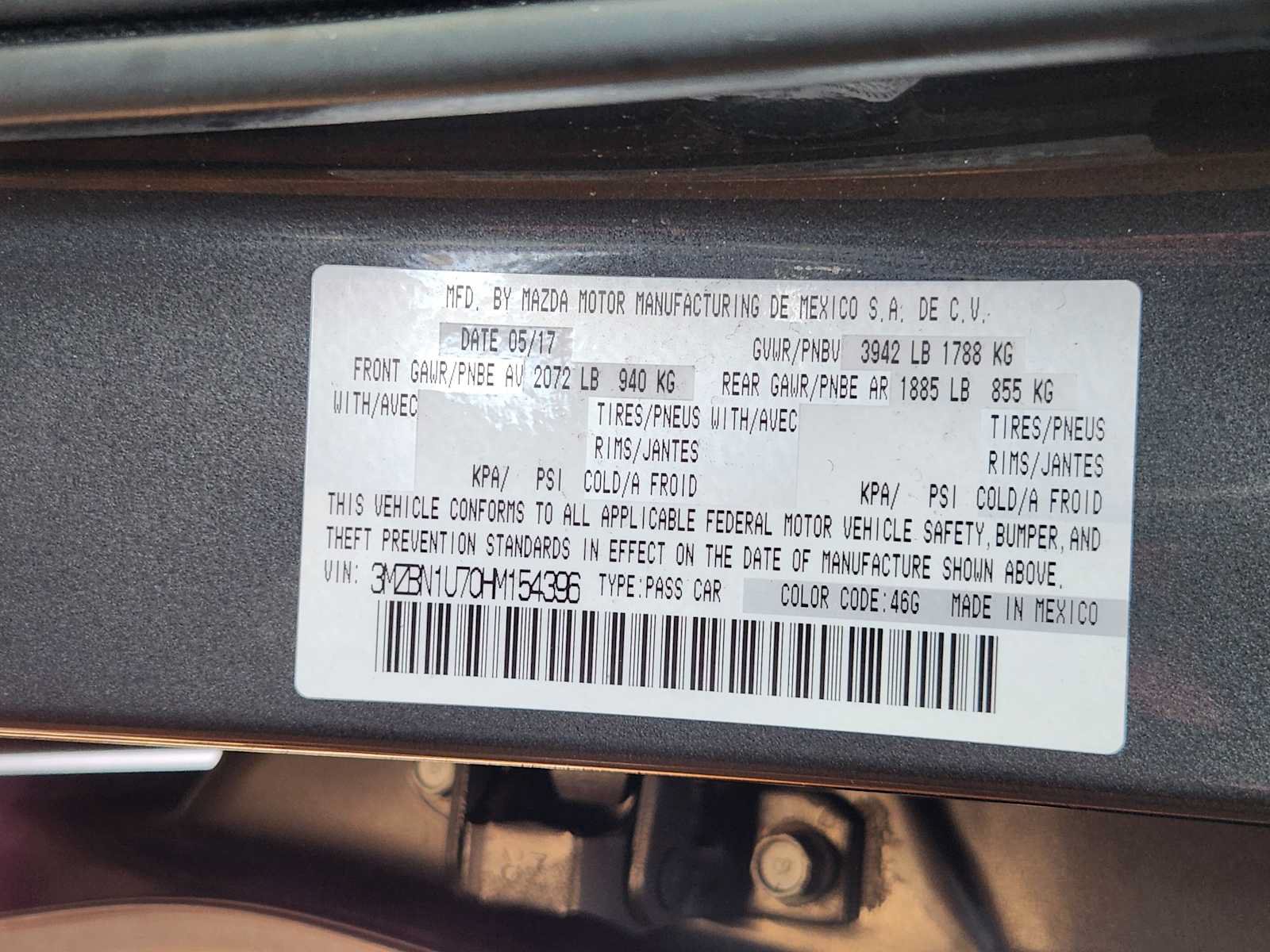 Used 2017 MAZDA MAZDA3 Sport w/ Preferred Equipment Package FWD image 32