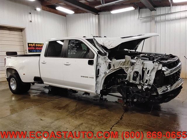 Used 2023 Chevrolet Silverado 3500 LT w/ Convenience Package image 2