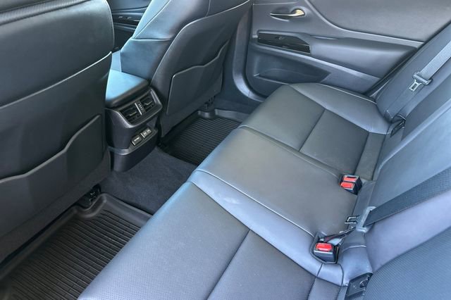 Used 2025 Lexus ES 350 w/ Premium Package FWD image 14