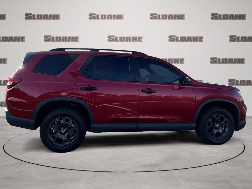 Used 2023 Honda Pilot TrailSport image 6