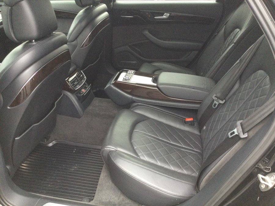 Used 2017 Audi A8 L 4.0T w/ Driver Assistance Package image 21