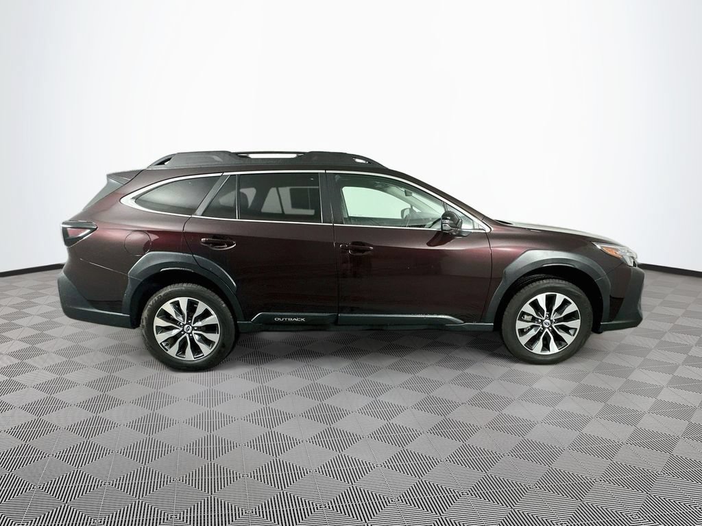 Used 2024 Subaru Outback Limited AWD/4WD image 11