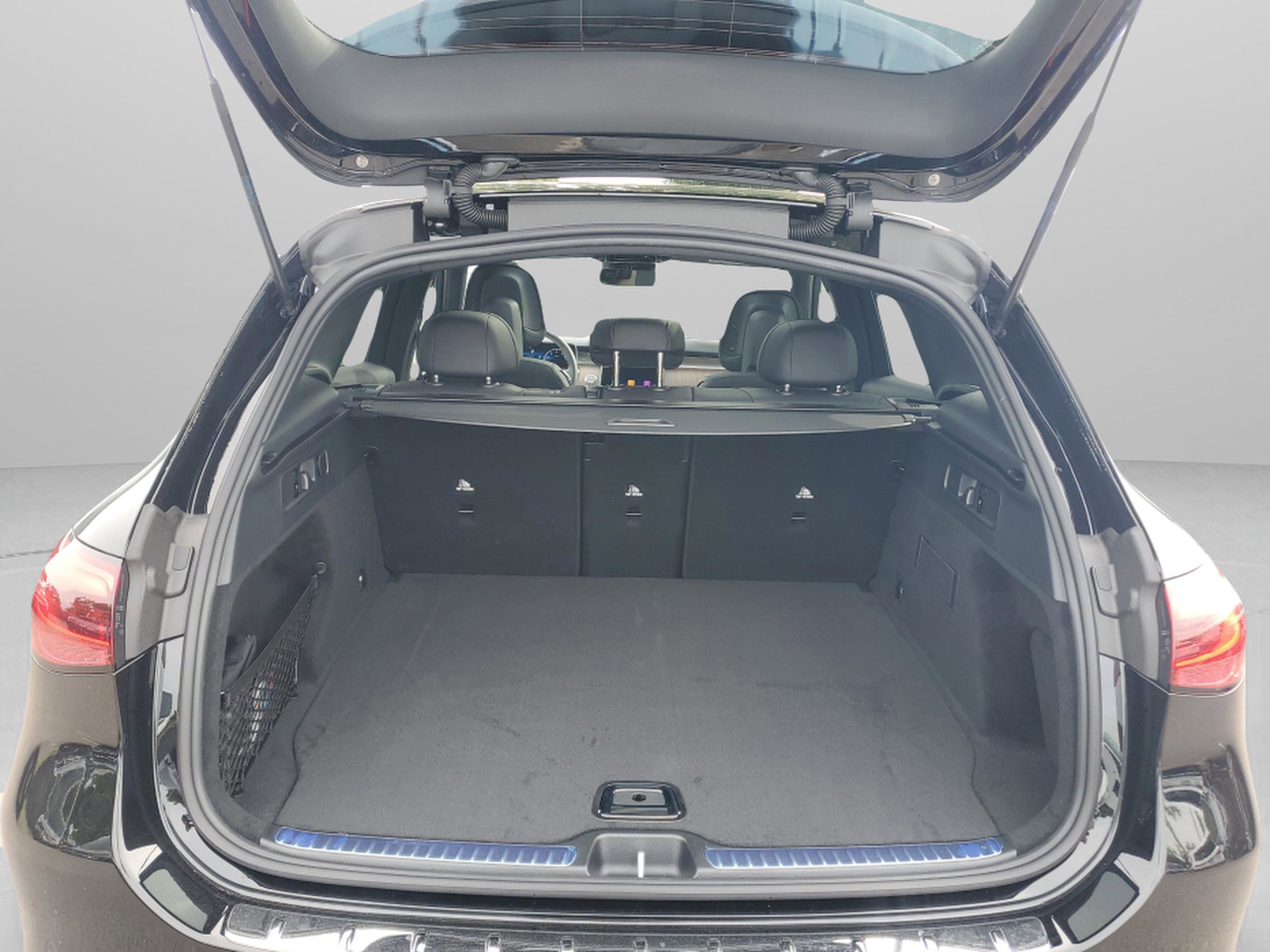 Certified 2026 Mercedes-Benz GLC 300 4MATIC image 33