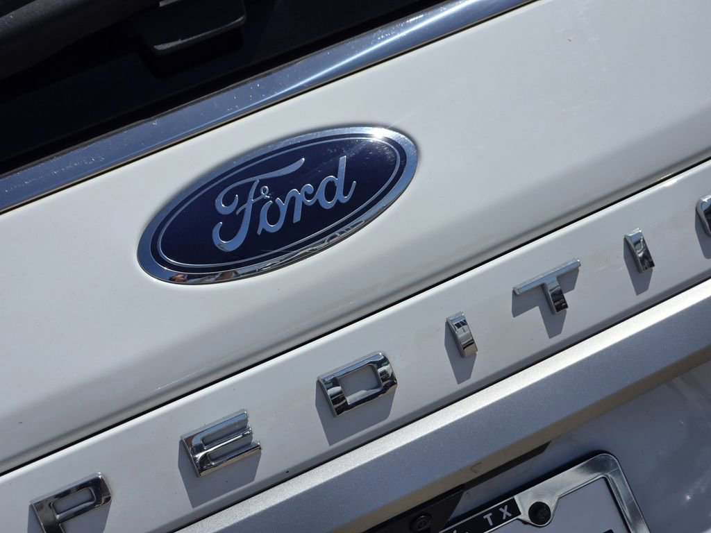 Used 2022 Ford Expedition XLT AWD/4WD image 8