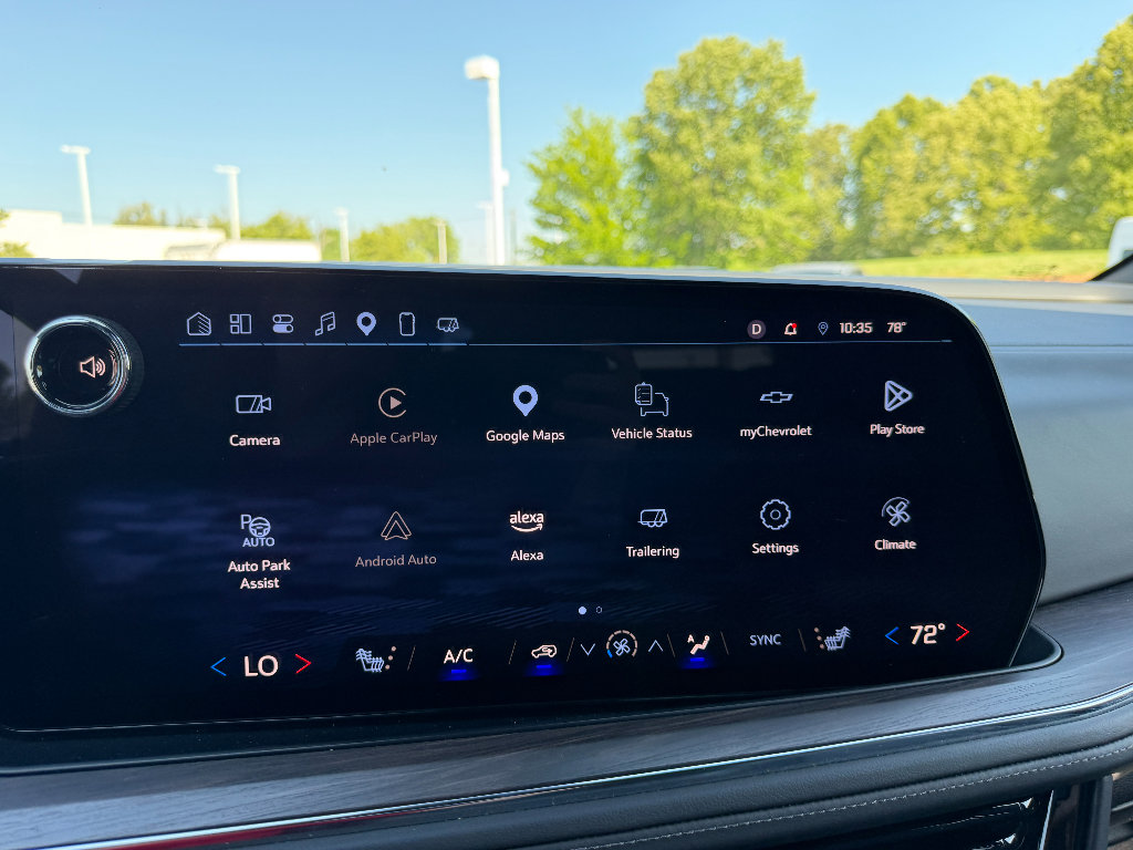 Used 2025 Chevrolet Suburban Z71 AWD/4WD image 42