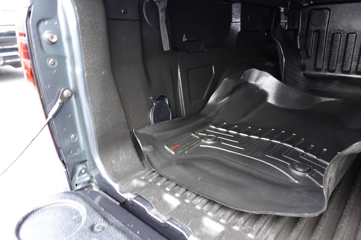 Used 2017 Chevrolet Silverado 1500 LT w/ All Star Edition AWD/4WD image 26