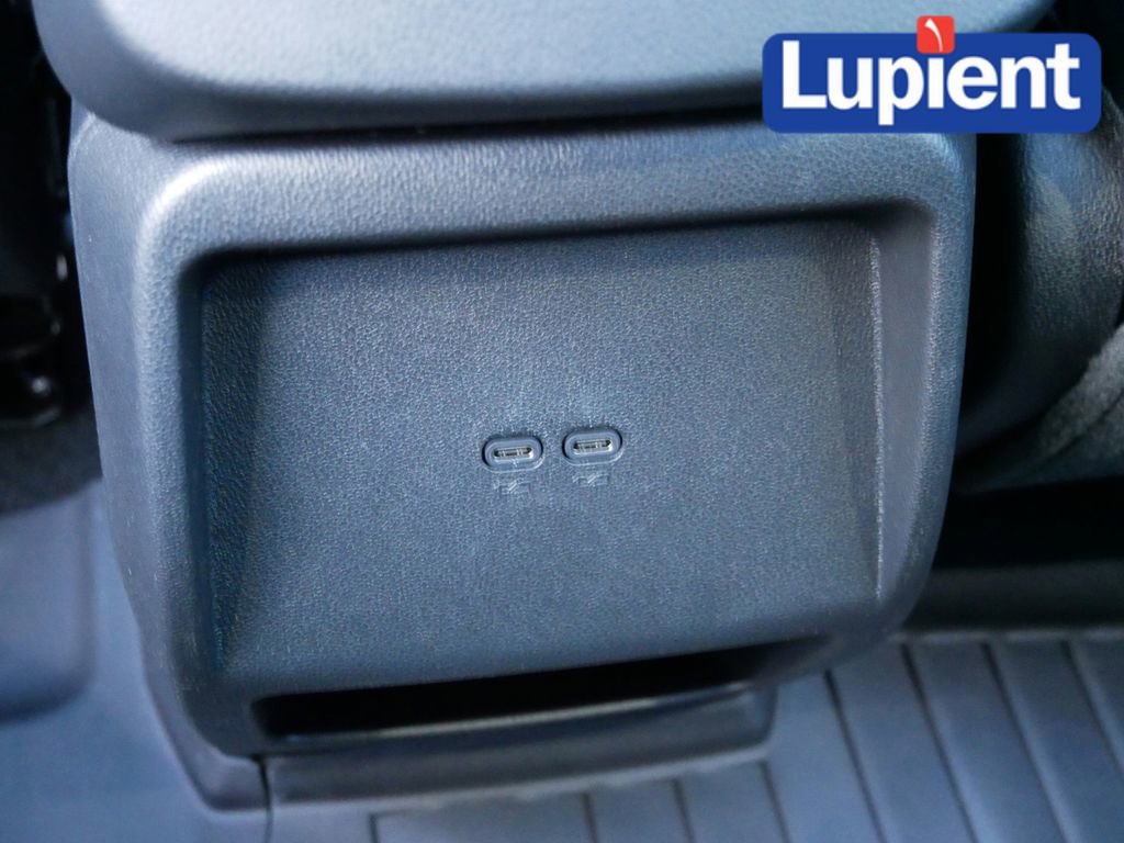 New 2026 Chevrolet Equinox EV LT image 18