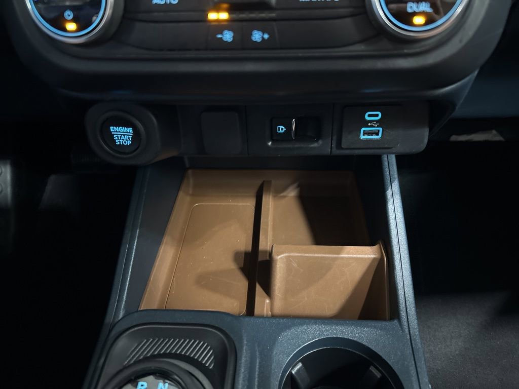 Used 2022 Ford Maverick Lariat image 23