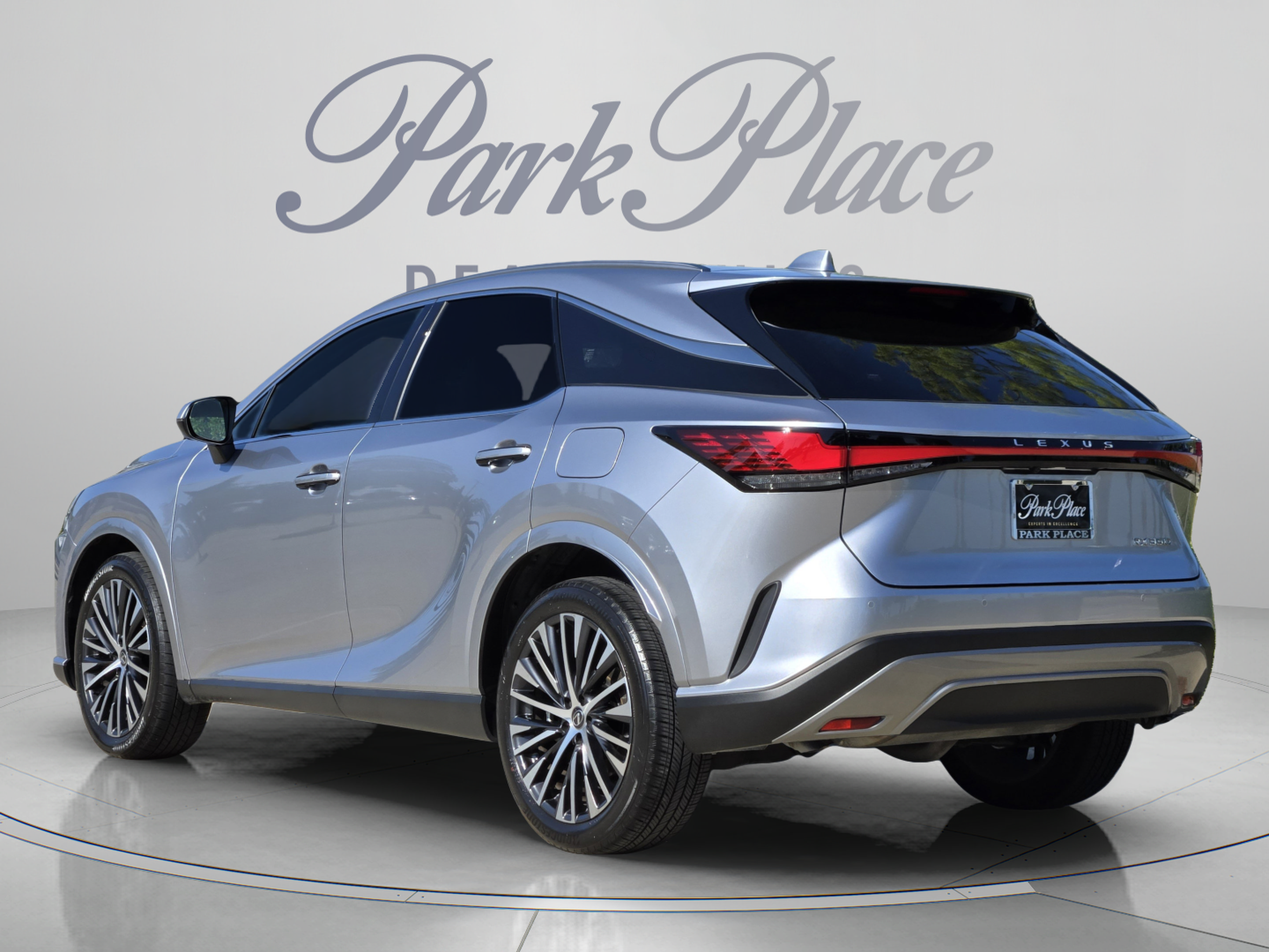 Certified 2025 Lexus RX 350 Premium Plus FWD image 3