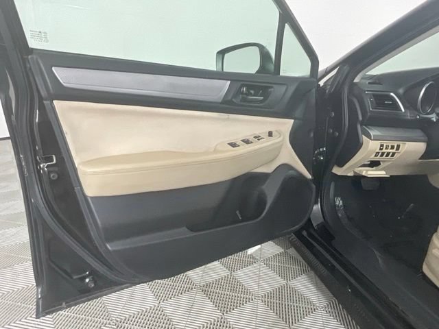 Used 2015 Subaru Legacy 2.5i AWD/4WD image 11