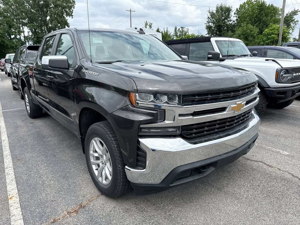Used 2021 Chevrolet Silverado 1500 LT AWD/4WD image 5