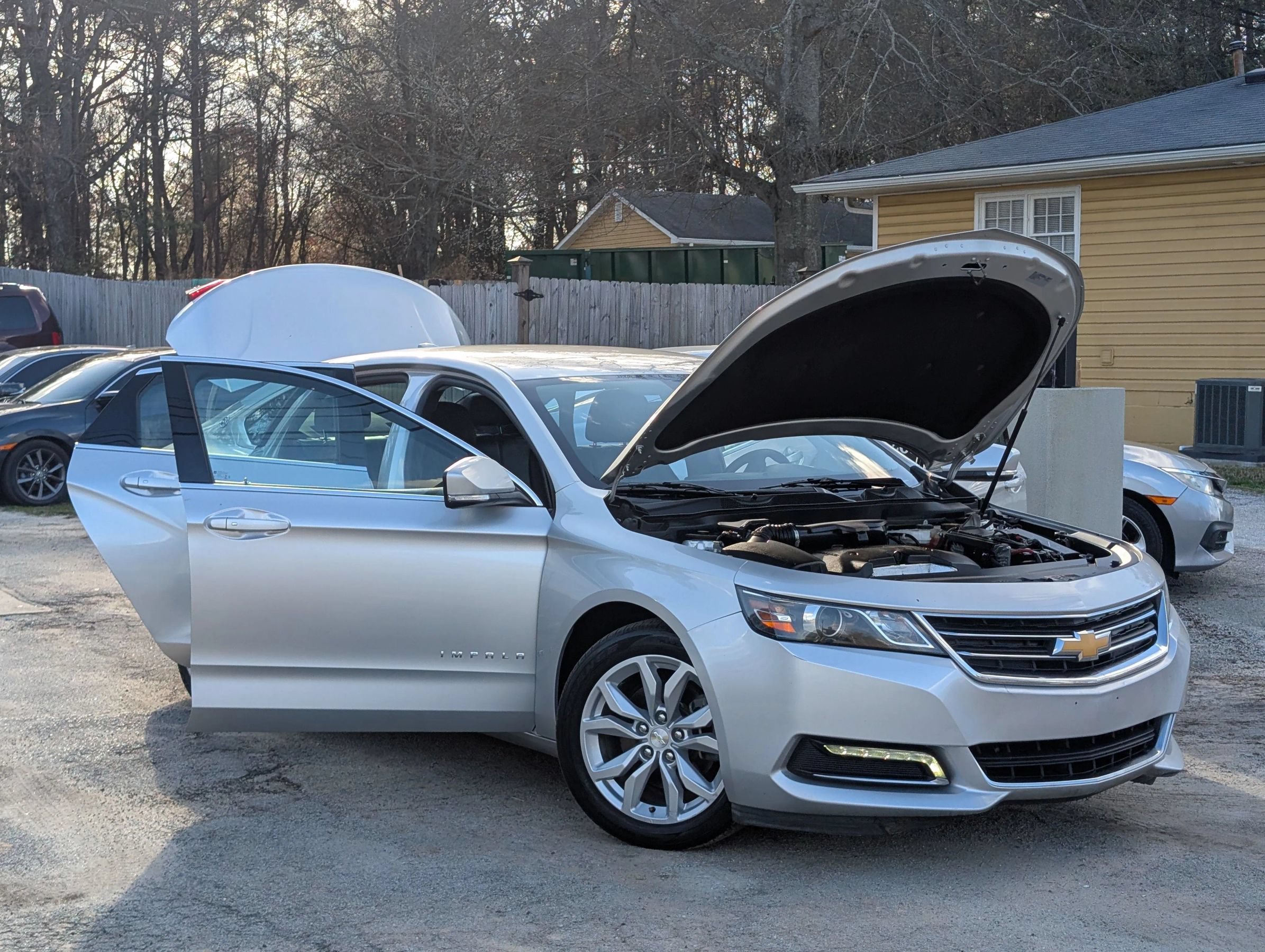 Used 2019 Chevrolet Impala LT FWD image 10