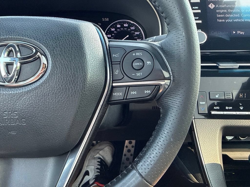 Used 2020 Toyota Avalon XSE w/ All Weather Liner Package FWD image 14