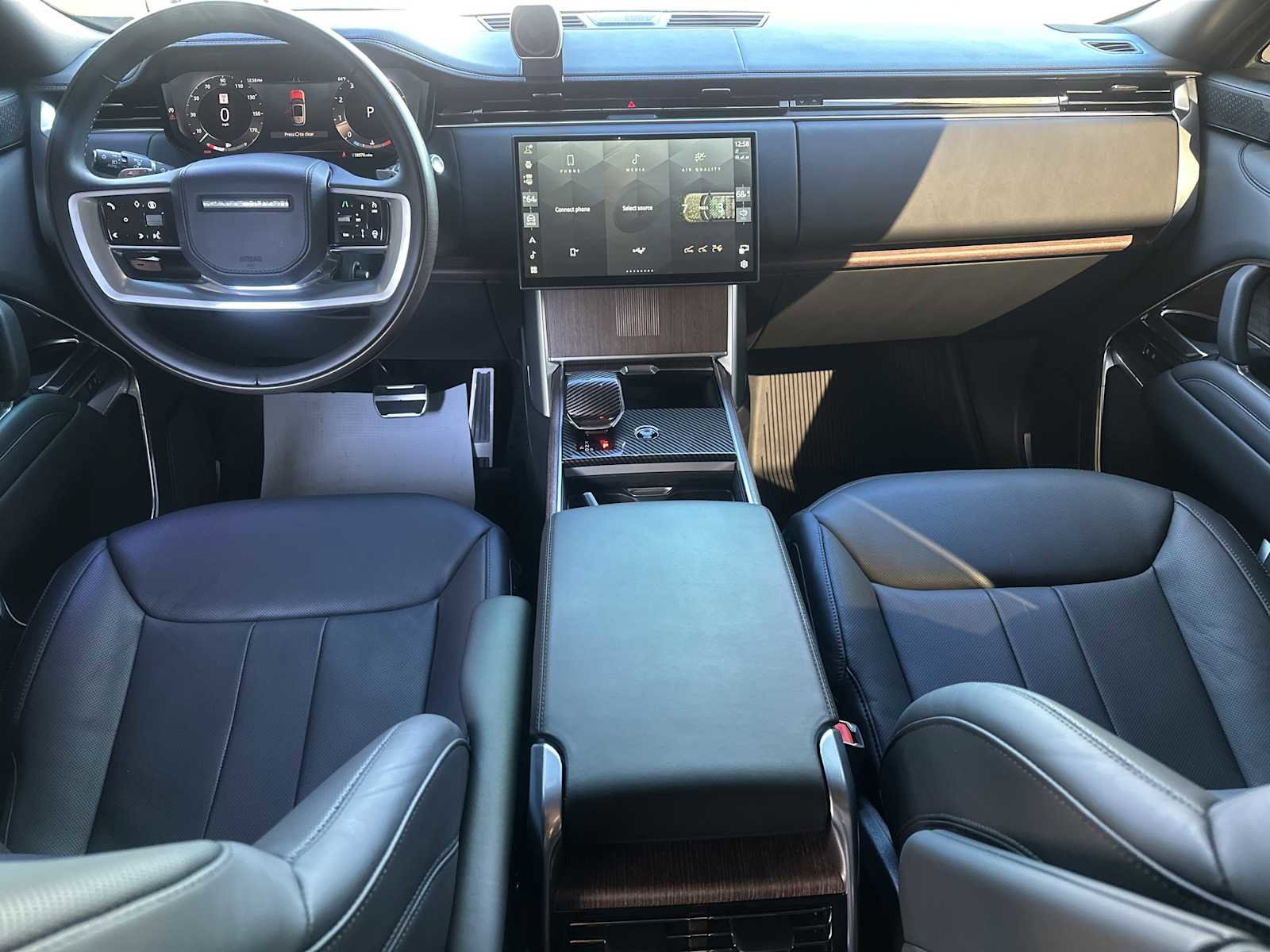 Used 2024 Land Rover Range Rover Autobiography image 7