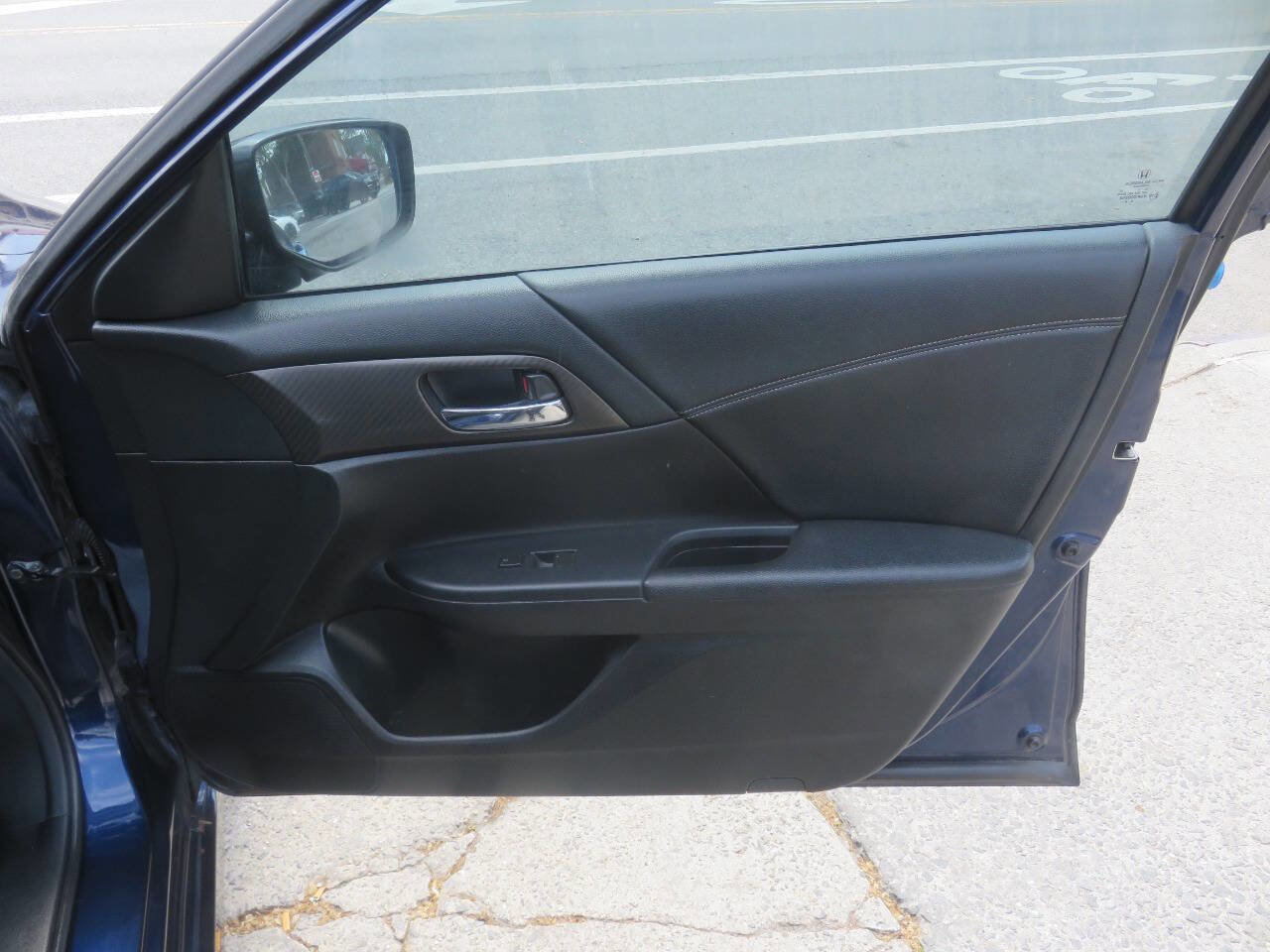 Used 2016 Honda Accord Sport image 26
