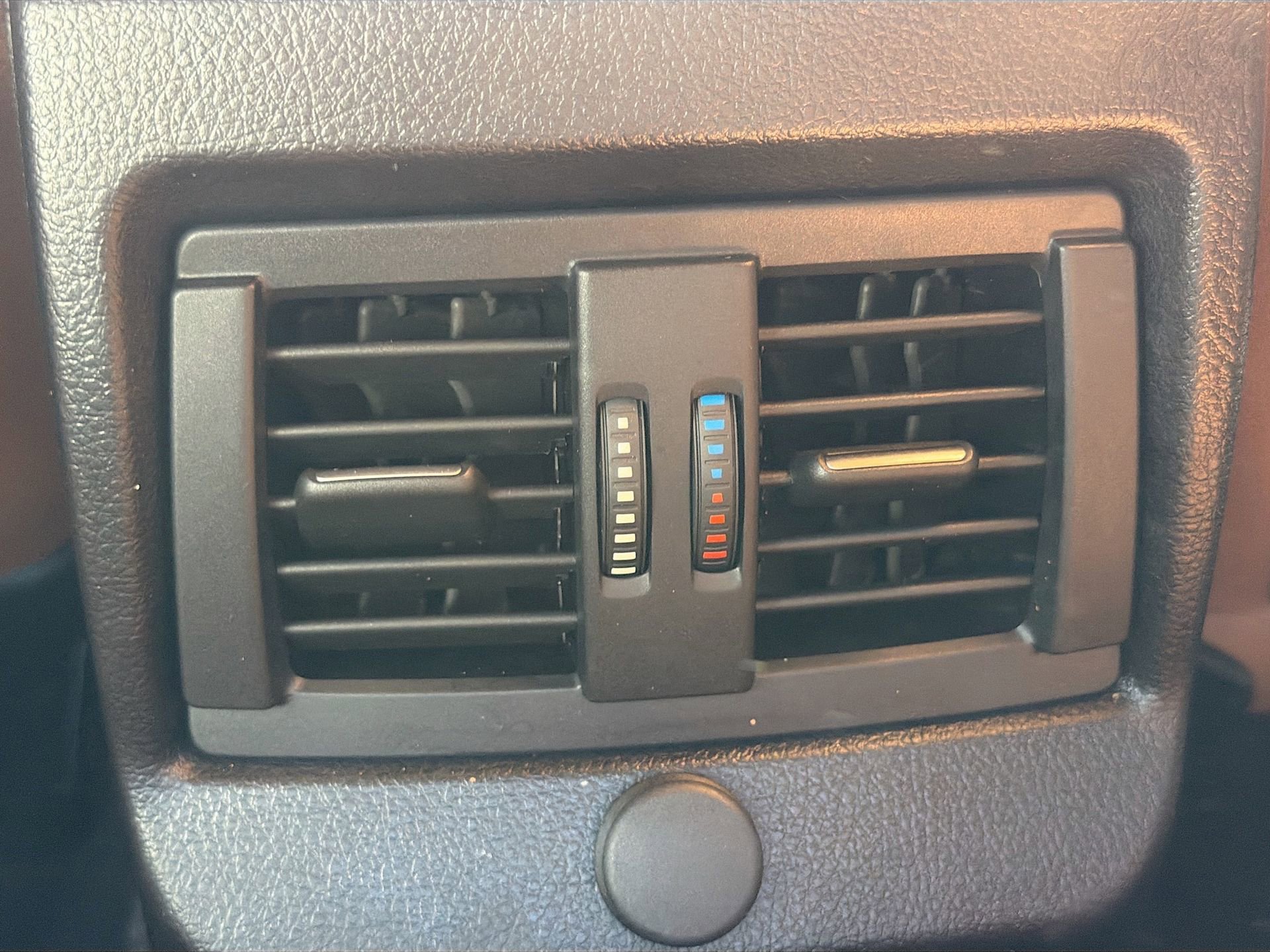 Used 2018 BMW M240i Convertible image 22