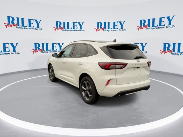 Certified 2024 Ford Escape ST-Line w/ Tech Pack #1 image 7