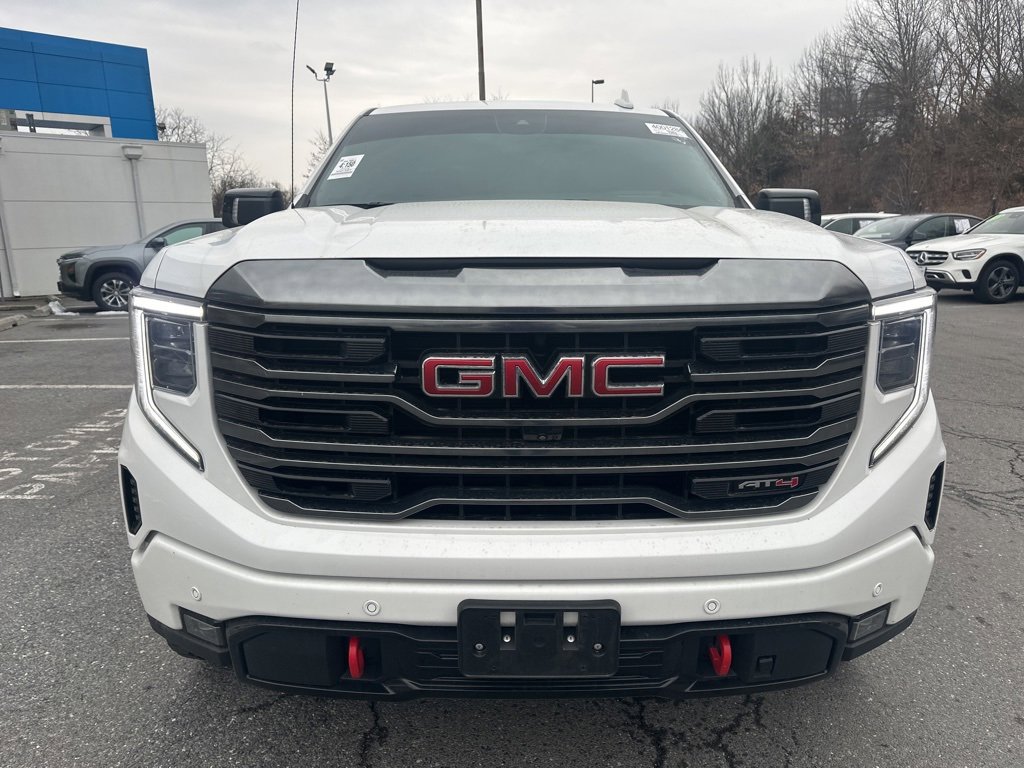 Used 2024 GMC Sierra 1500 AT4 w/ Technology Package image 2