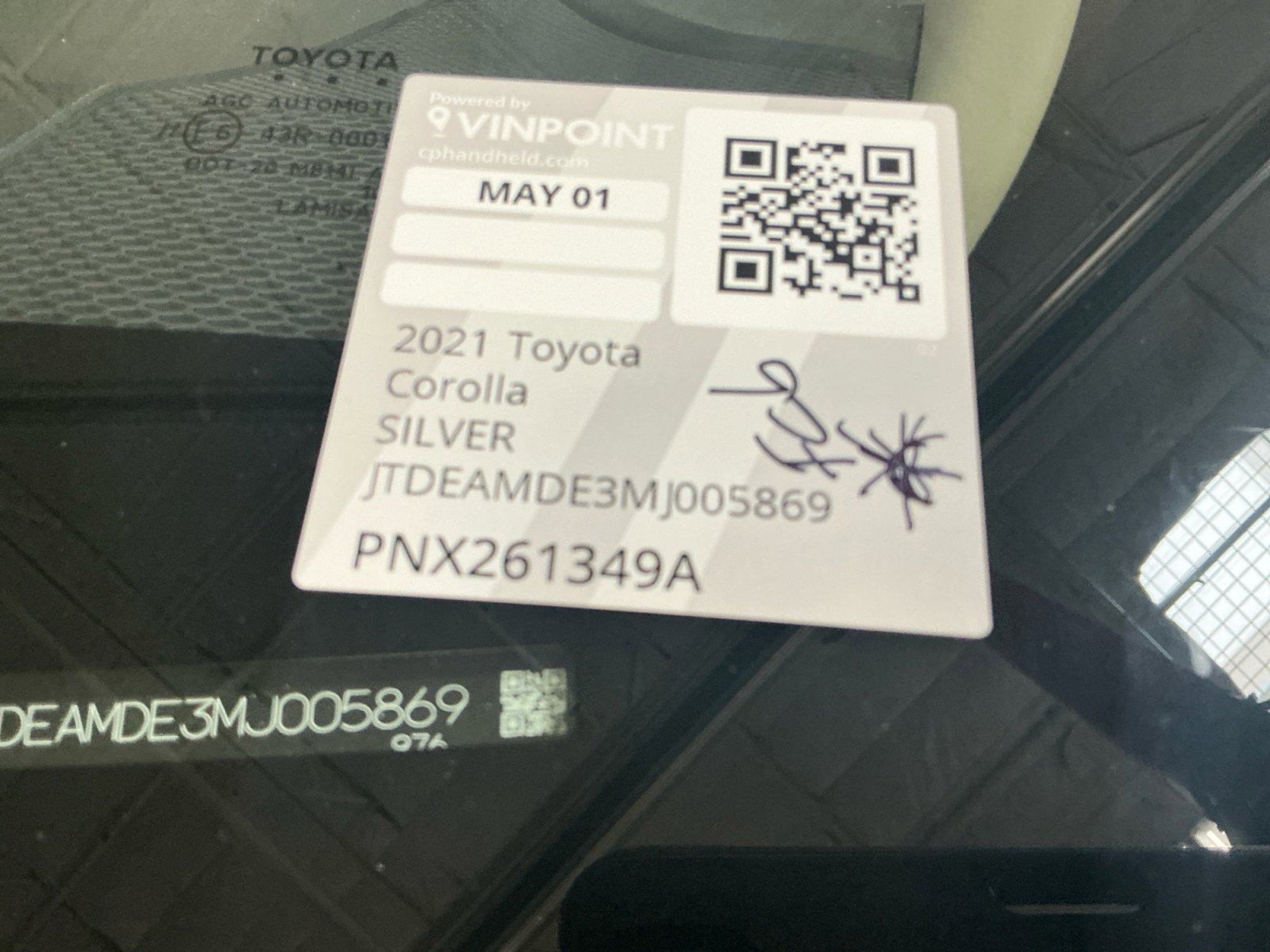 Certified 2021 Toyota Corolla LE FWD image 24