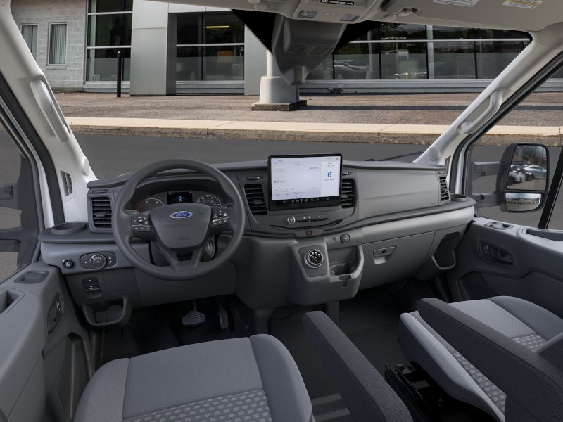 New 2025 Ford E-Transit RWD image 30