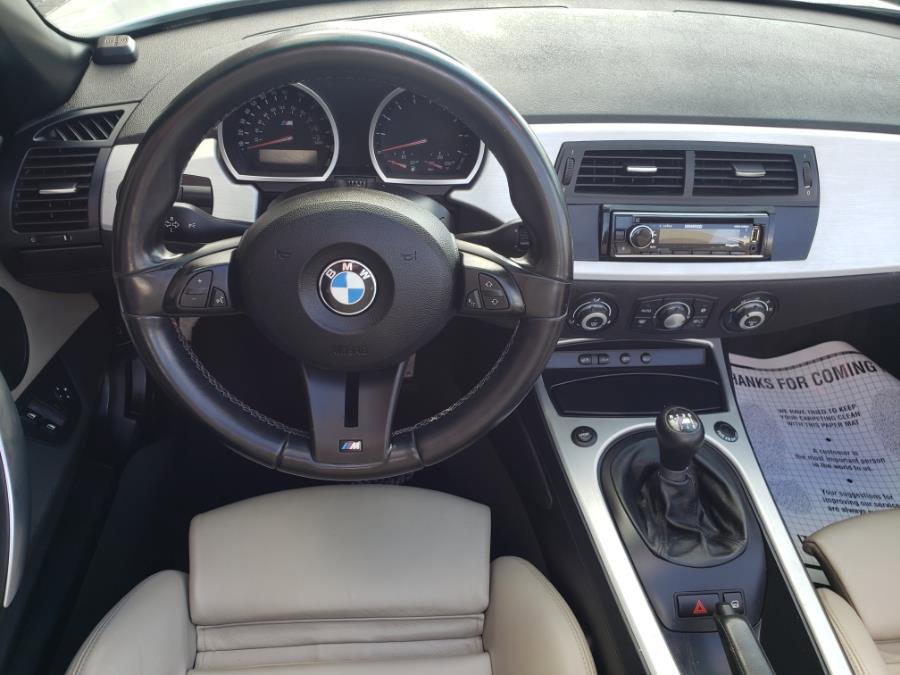 Used 2006 BMW M Roadster image 12