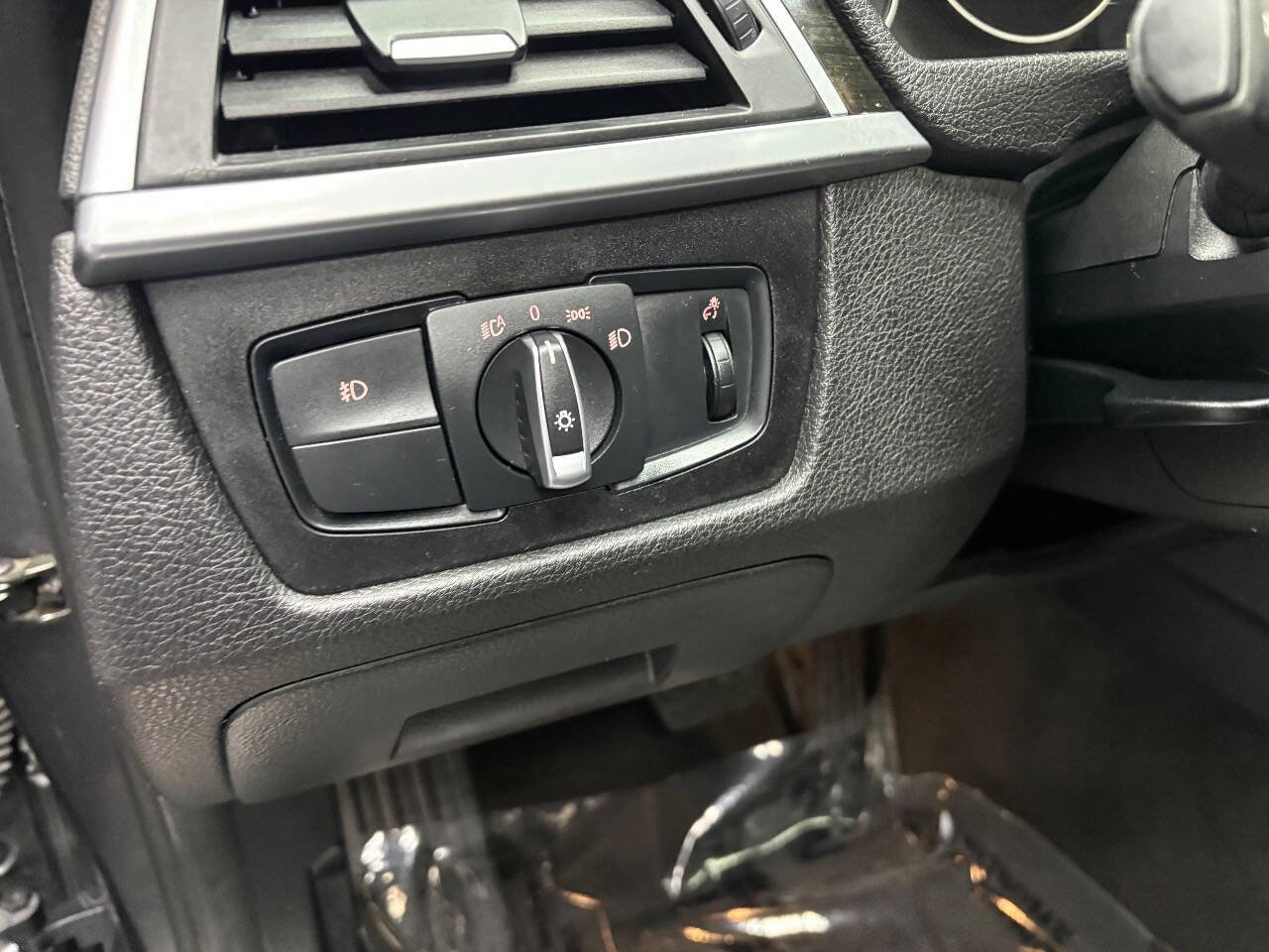 Used 2018 BMW 330i Sedan image 22