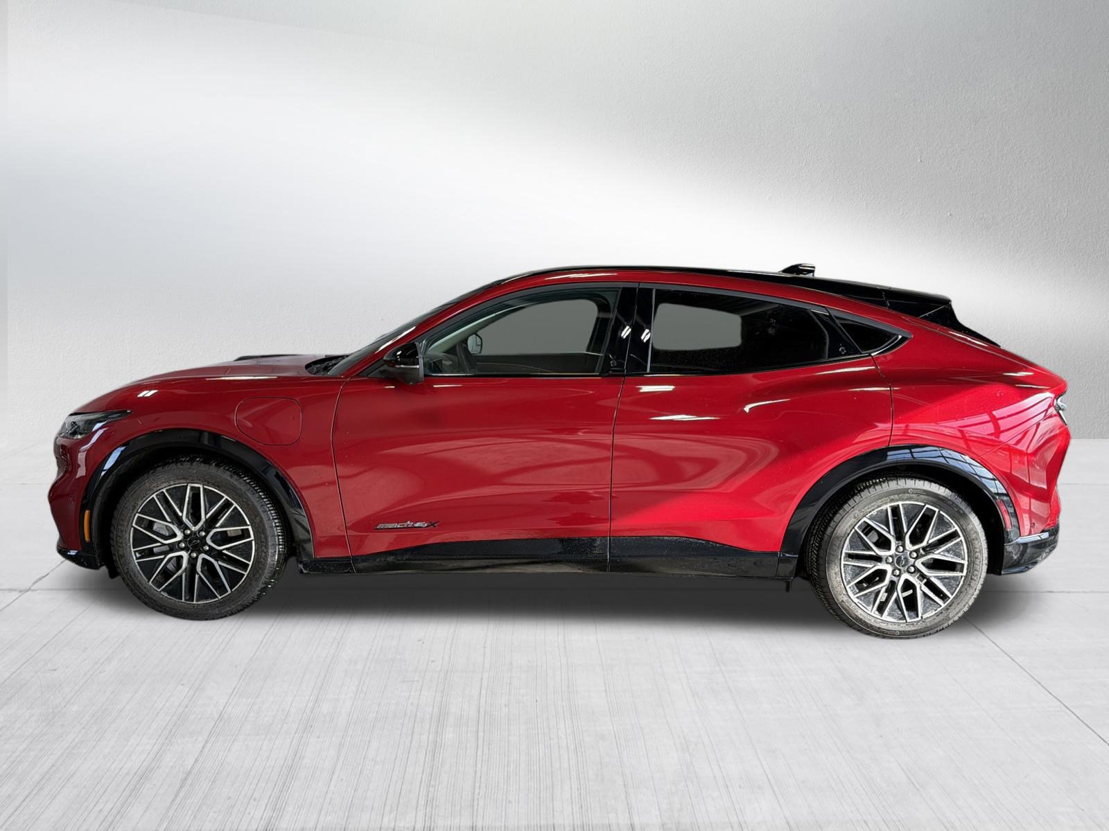 Used 2024 Ford Mustang Mach-E Premium image 4