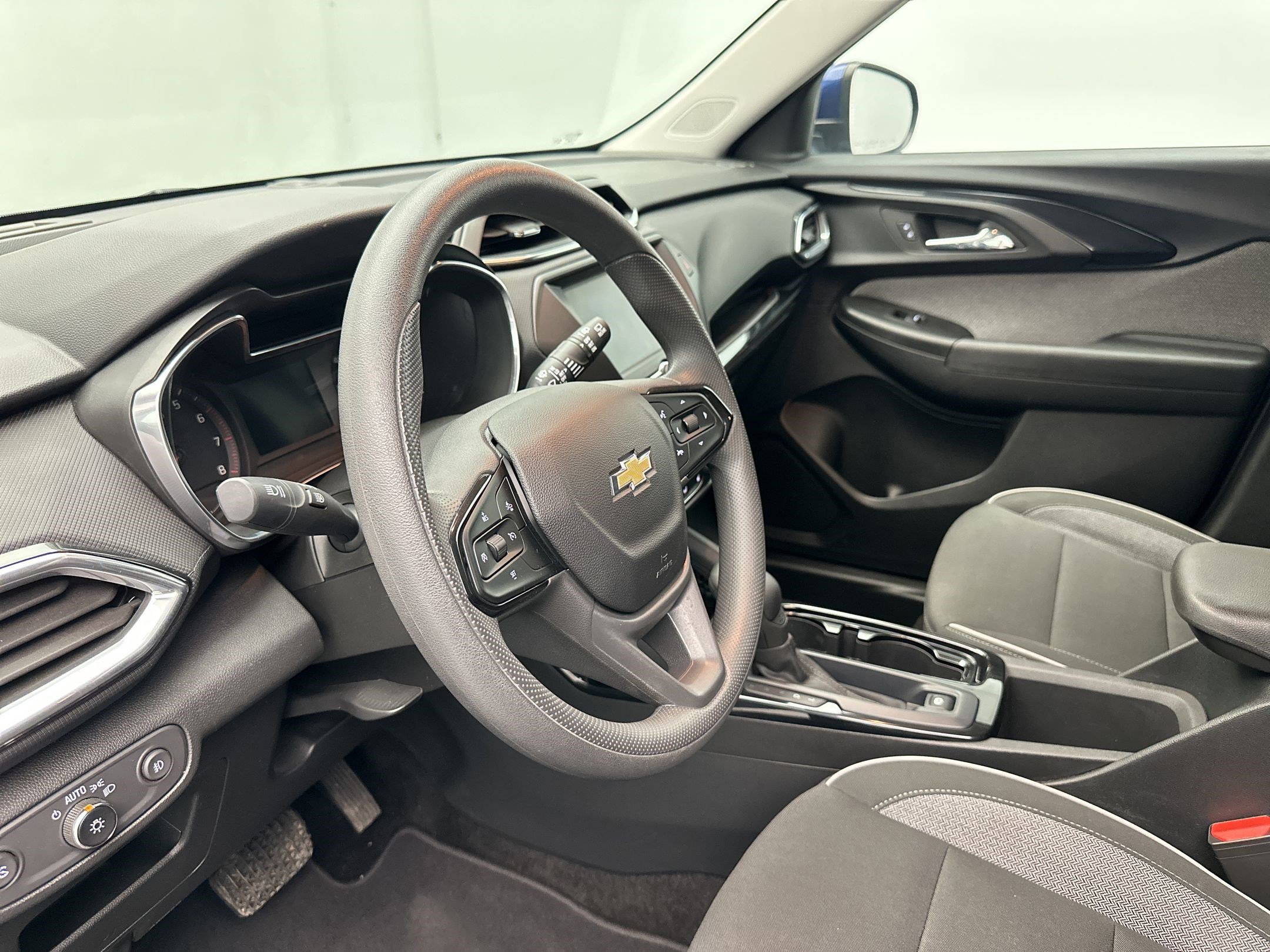 Certified 2023 Chevrolet TrailBlazer LT FWD image 4