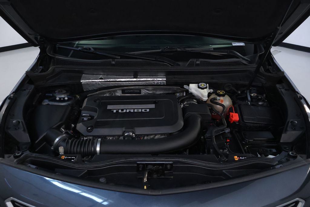 Used 2019 Cadillac XT4 Premium Luxury w/ Driver Awareness Package image 39